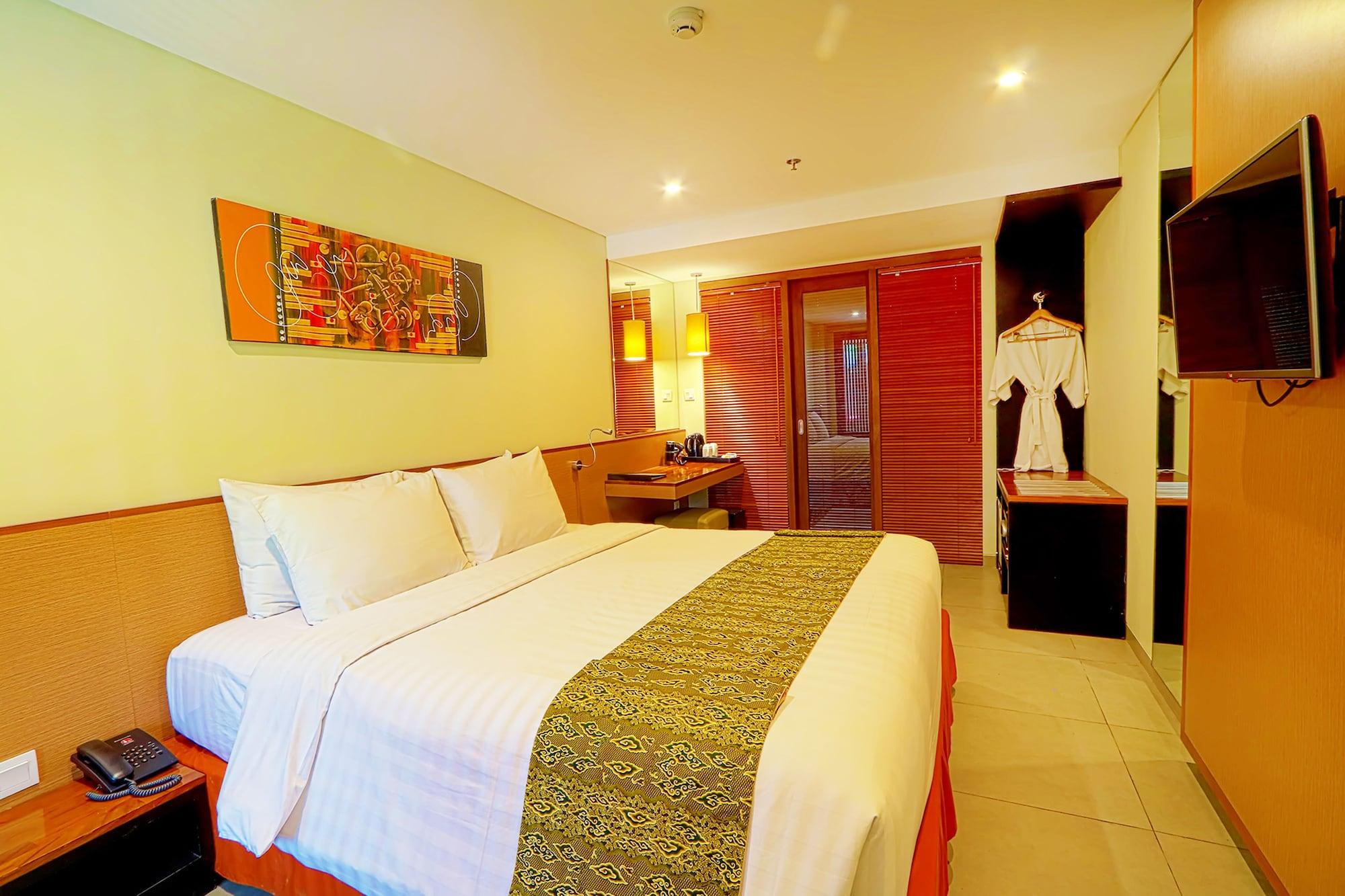 Savvoya Hotel Seminyak Экстерьер фото