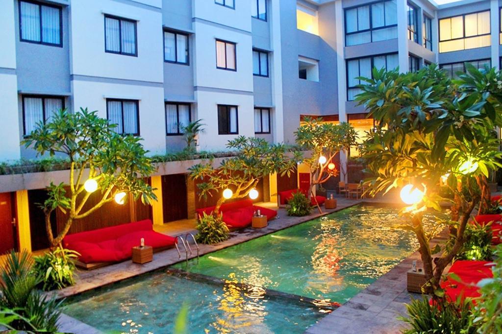 Savvoya Hotel Seminyak Экстерьер фото