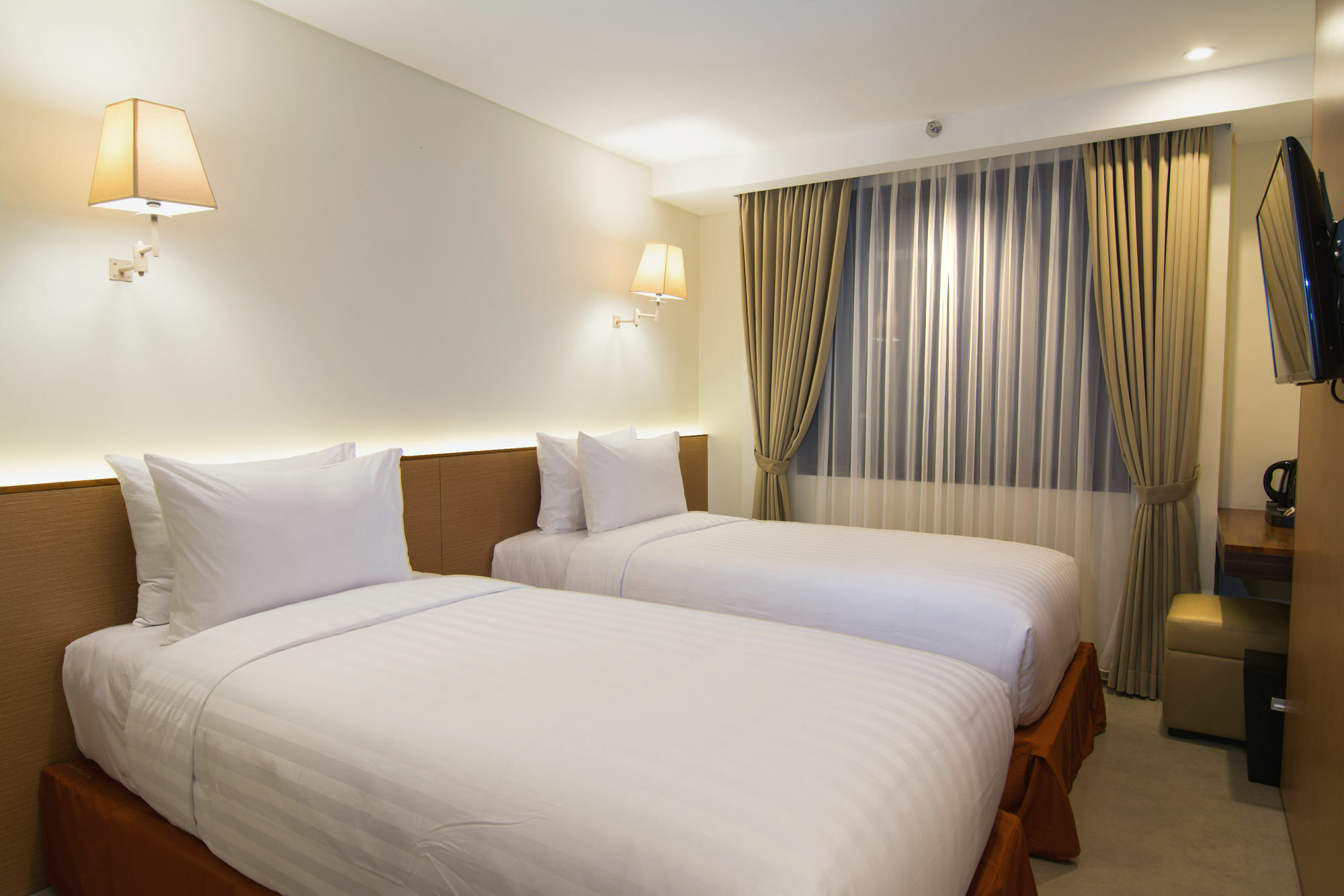 Savvoya Hotel Seminyak Экстерьер фото