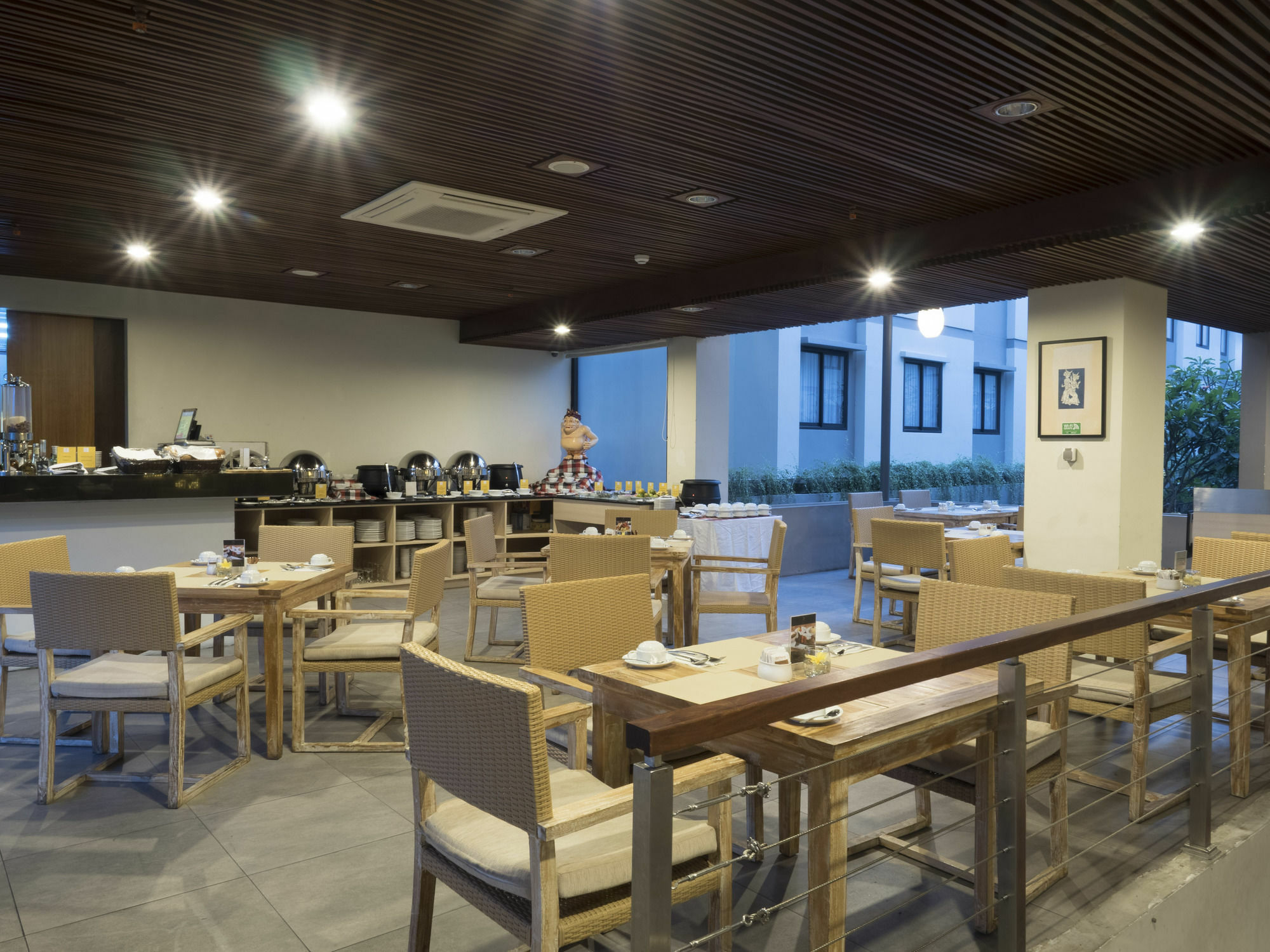 Savvoya Hotel Seminyak Экстерьер фото